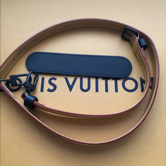 SOLD! Louis Vuitton Nigo Mini Tote Sac Plat - Picture 7 of 7